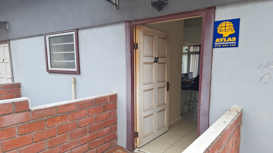 1 Bedroom Property for Sale in Richmond Hill Eastern Cape